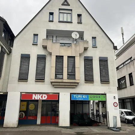 Apartamento Modernes Mit Balkon, Parkplatz, Waschmaschine Fuer 4-5 Gaeste Filderstadt