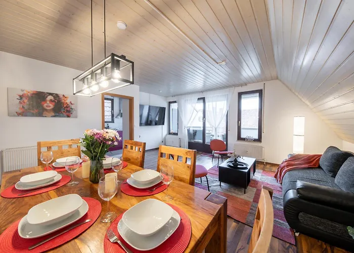 Ruby Rose - Family Apartment Mit Balkon Und Parkplatz Filderstadt